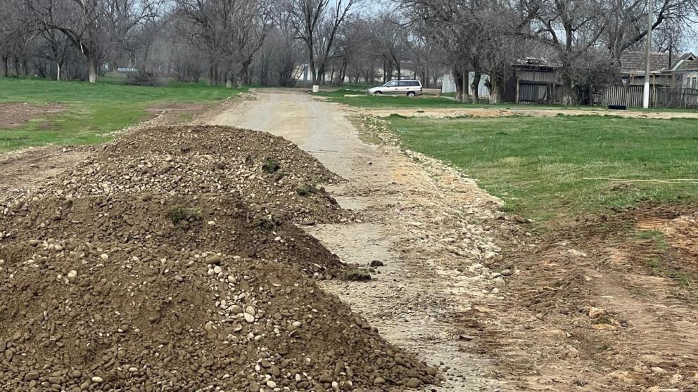 В селе Новая Кугульта Труновского округа Ставрополья отремонтируют дорогу