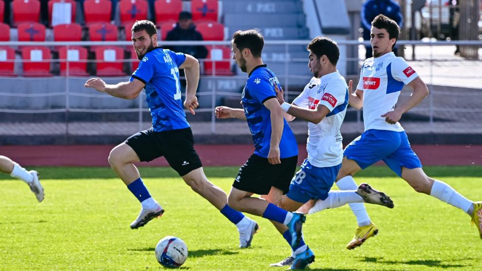 Футболисты ставропольского «Динамо» победили в Махачкале