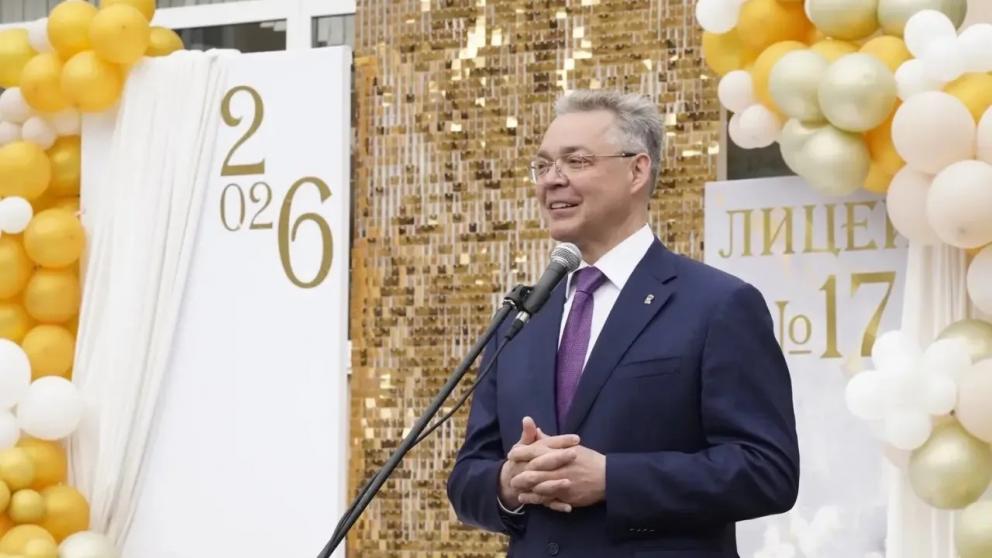 Губернатор Владимиров посетил торжественную линейку Последнего звонка в Ставрополе