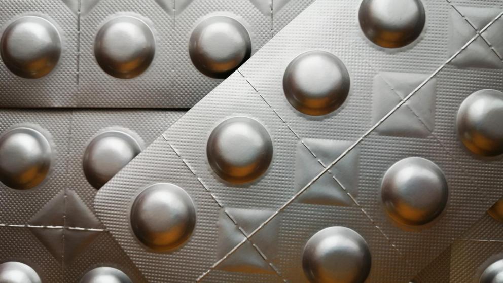 Глава Ставрополья поручил закупить годовой запас импортных лекарств для детей