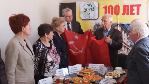 В Ставропольской краевой клинической больнице прошла встреча с ветеранами