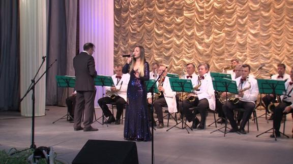 В станице Константиновской после реконструкции открыли концертный зал