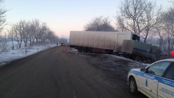 В Предгорном районе в аварии пострадал автозак