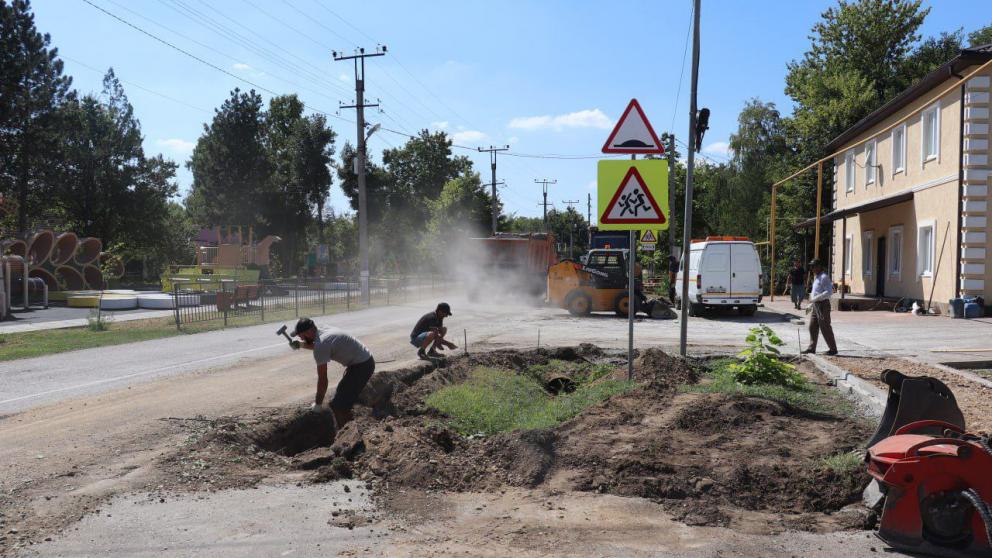 В Новоселицком округе Ставрополья отремонтируют три дороги к домам ветеранов
