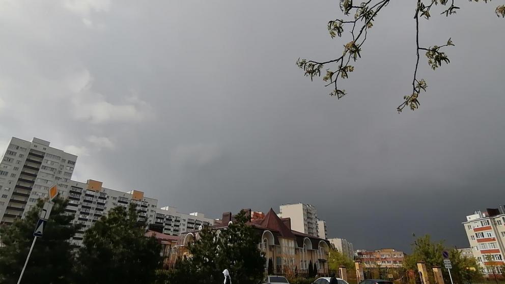 На Ставрополье ремонтируют дороги к школам и детским садам