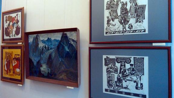 Передвижная выставка «Путешествие по Кавказу» представлена в Ставропольском ИДНК