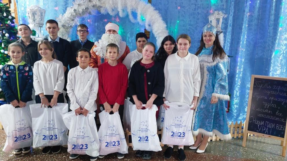 Три кило сластей получили ставропольские дети от Каспийского трубопроводного консорциума