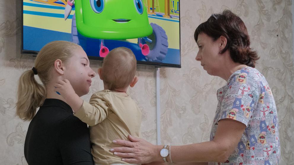 Чтобы мамы всё успевали, а дети получали качественный уход