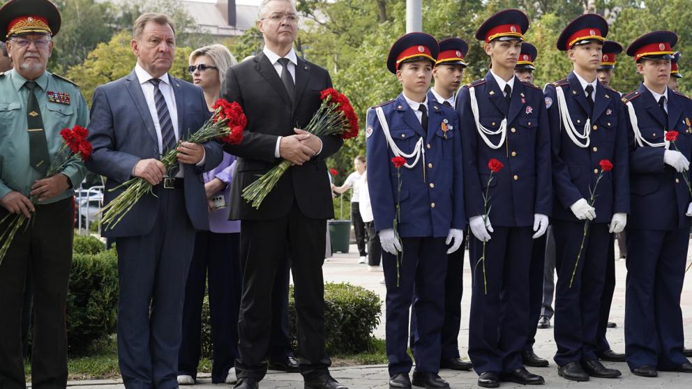 Губернатор Владимиров: защитить будущее способны наше единство и общая ответственность