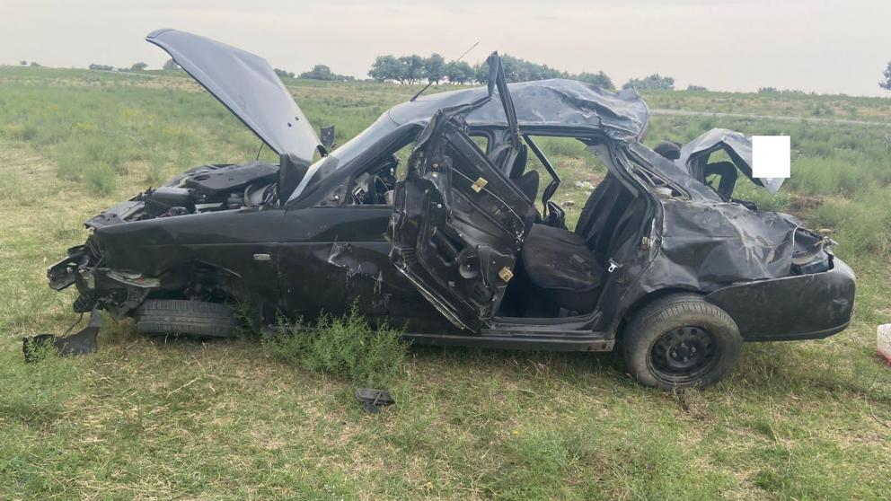 На Ставрополье 4 человека пострадали при опрокидывании автомобиля