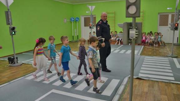 В Ставрополе появился новый мобильный автогородок для дошкольников