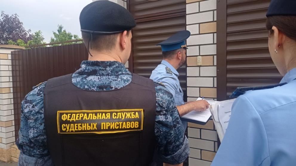 Ставрополец выплатил долг по алиментам после обязательных работ