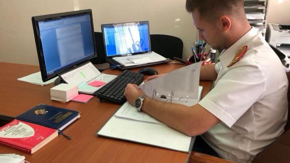 В Невинномысске мужчина пытался убить топором своего племянника