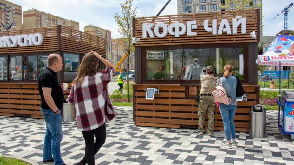 В ставропольском сквере Героев России работает инновационный бариста