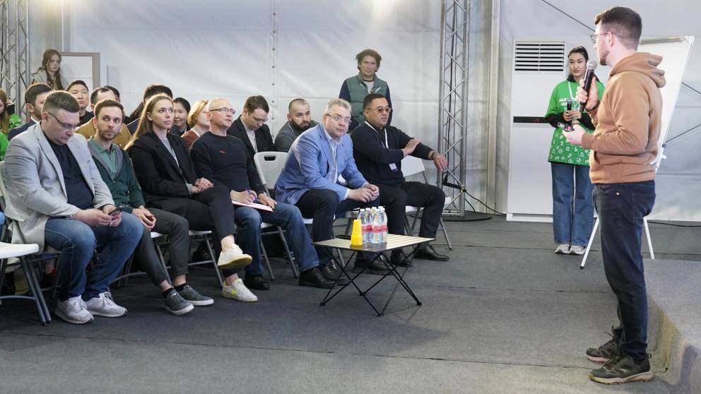 Сергей Кириенко и Владимир Владимиров поздравили членов нового отделения «Движения первых» на Ставрополье