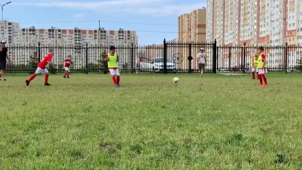 Полицейские Ставропольского края провели товарищеский матч среди детей