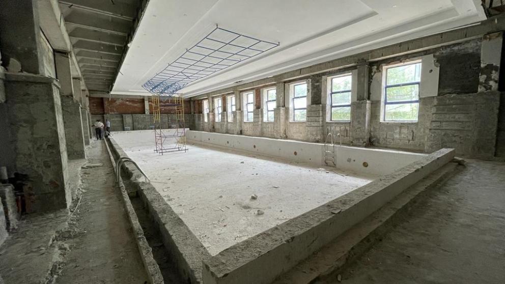 Конкурс на лучший рисунок для бассейна устроили школьники в Железноводске