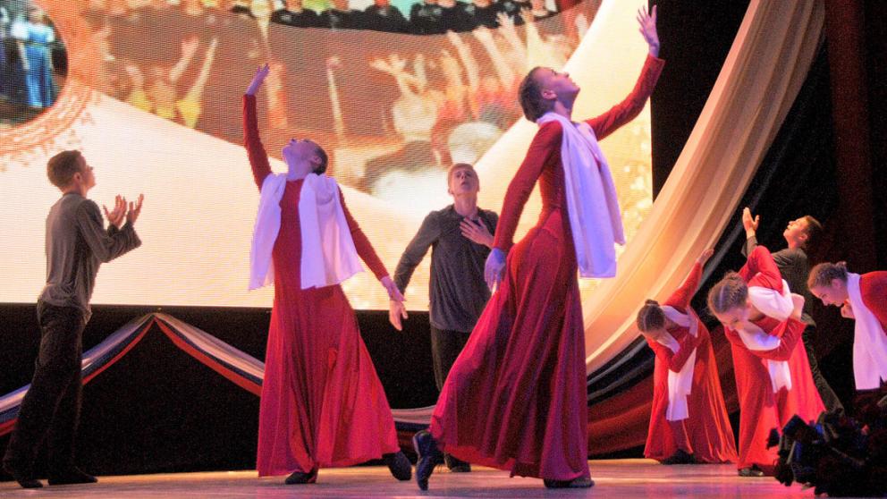 Социальных работников края наградили в Ставрополе