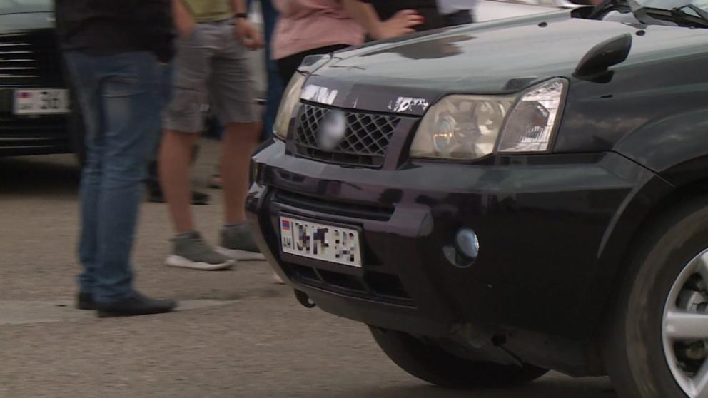 Владельцы машин с армянскими номерами на Ставрополье должны пройти таможенное оформление