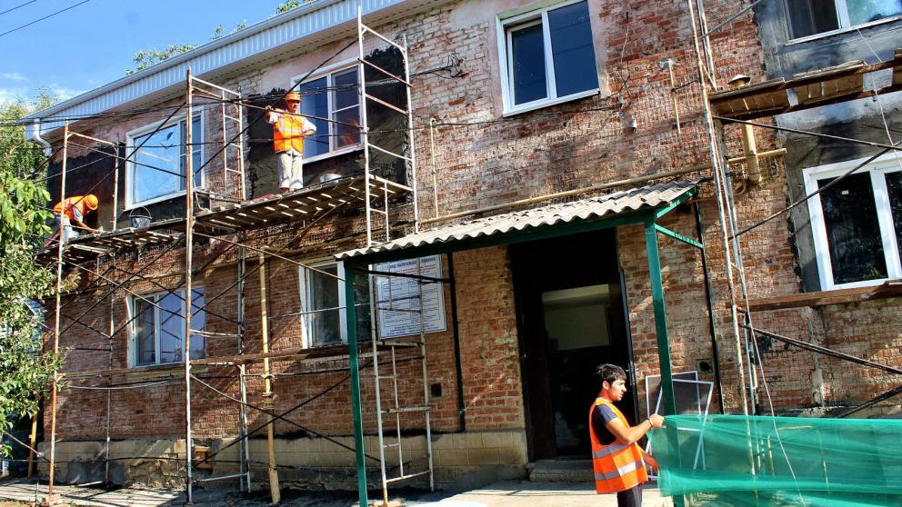 На Ставрополье отремонтируют 13 многоквартирных домов