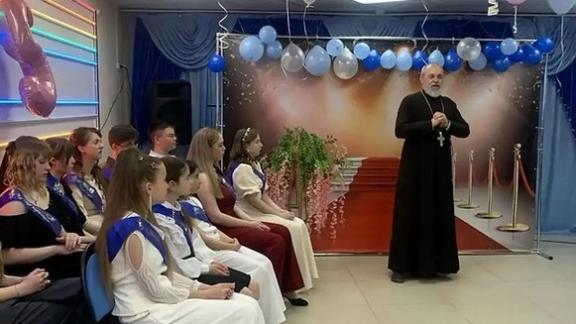 Выпускной вечер прошел в Детской школе искусств села Кочубеевского