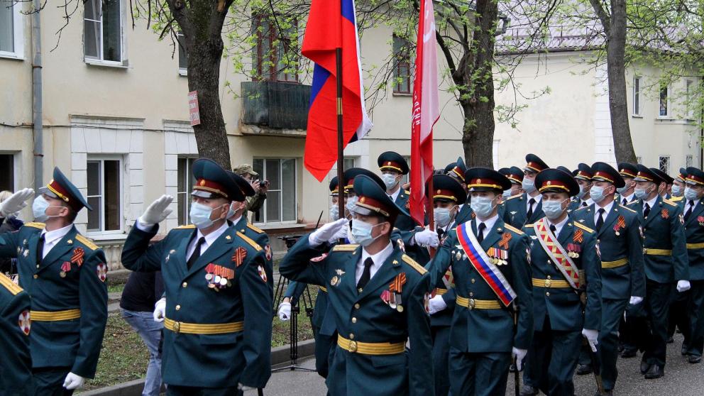 Парад у дома ветерана