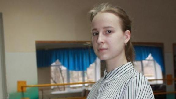 Нефтекумская школьница покоряла жюри «Зимней Ривьеры» эстрадным вокалом