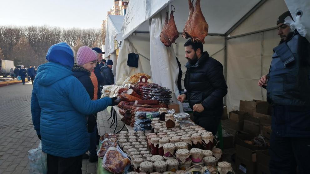 В 2023 году на ярмарках Ставрополья продано продуктов почти на 2 миллиарда рублей