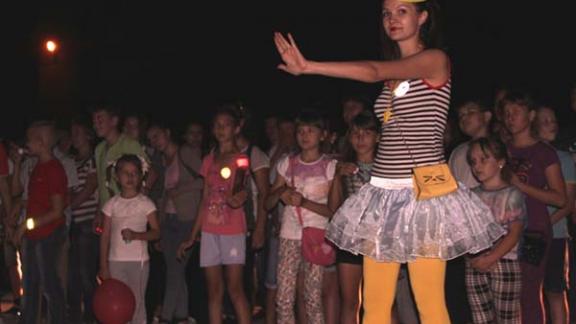 На Ставрополье состоялся вечерний флэш-моб под проблесковые маячки патрульных автомобилей