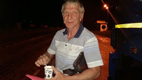 Утомленных водителей ночью угощают кофе на ставропольских постах ДПС