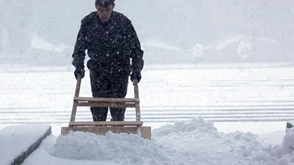 Сильный снегопад обрушился на Ставропольский край