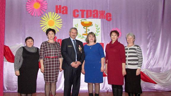 В поселке Новокавказском провели вечер-портрет медработников