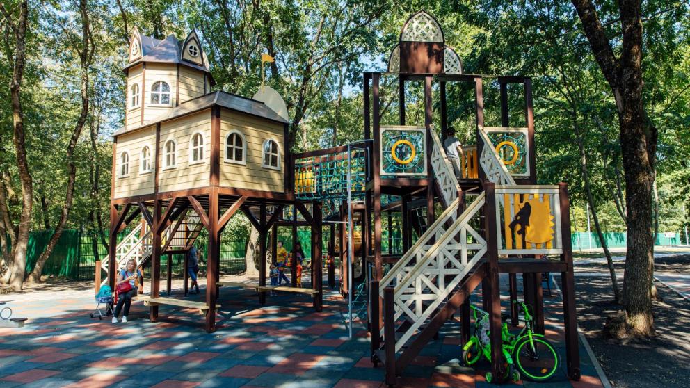 В Ставрополе в районе Осетинки появилась новая благоустроенная площадка