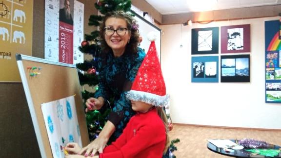 Дошколят Невинномысска познакомили с новогодними традициями