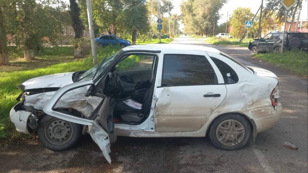 В Ипатовском округе пассажир пострадала в ДТП с двумя автомобилями