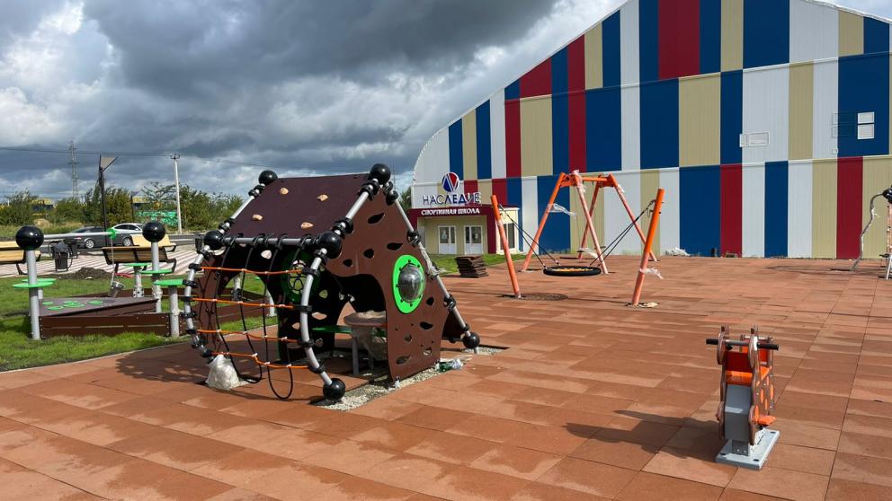 Около 300 юных спортсменов будут обучаться зимним видам спорта в Ставрополе