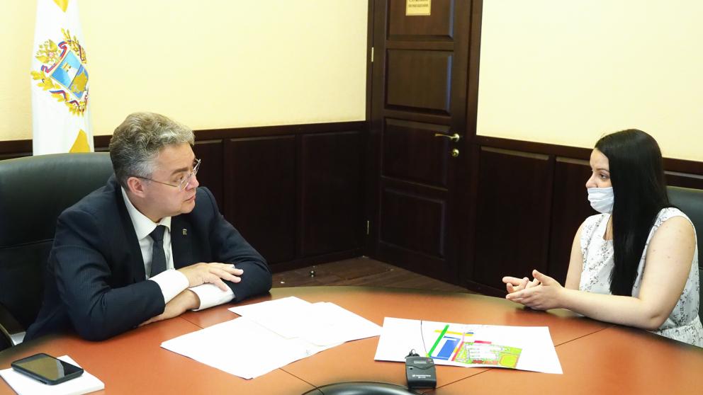 Владимир Владимиров держит на личном контроле обращения ставропольцев