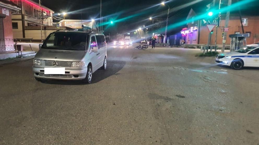 В Иноземцево под колёса иномарки попал пьяный велосипедист