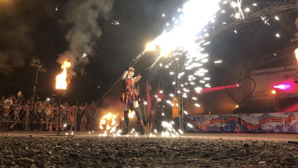 Файер-шоу подарили жителям Предгорного округа в День России