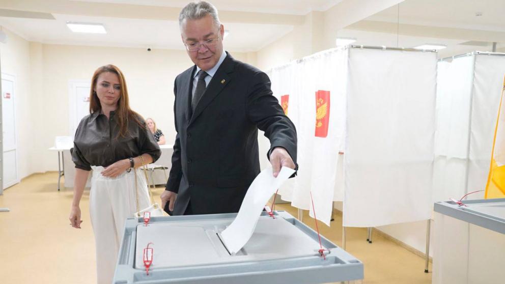 Губернатор Владимиров проголосовал на местных выборах Ставрополя