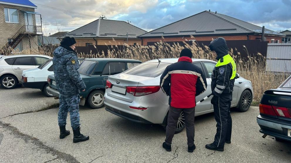 В Ставропольском крае у должника арестовали автомобиль из-за штрафов и кредита на миллионы