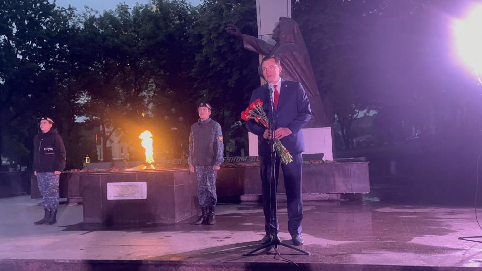 Огненную картину из 5058 свечей зажгли в Кисловодске