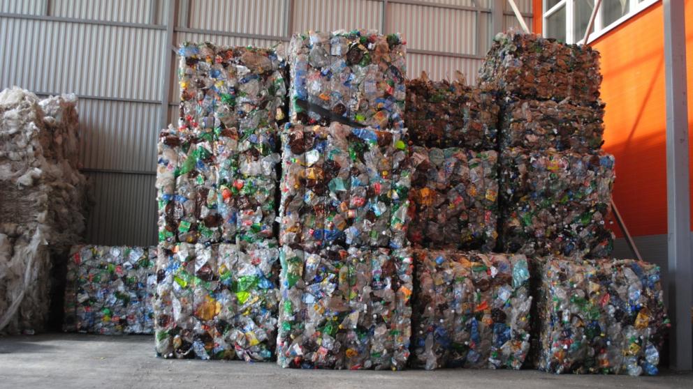 На Ставрополье отремонтировали дороги с использованием вторсырья