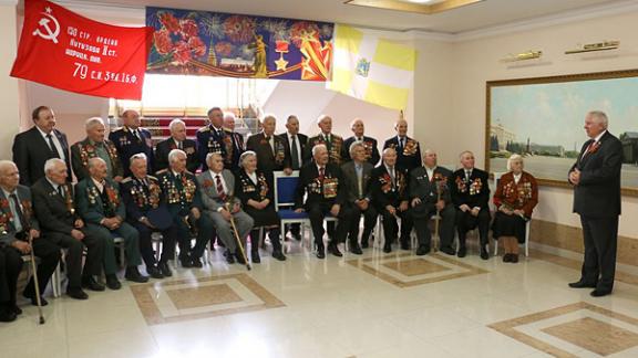 Торжественный прием ветеранов Великой Отечественной провел председатель Думы Ставрополья