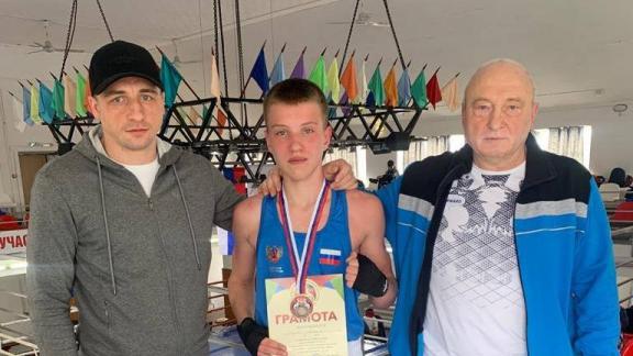 Ставропольские боксёры на ринге станицы Суворовской собрали букет из восьми медалей