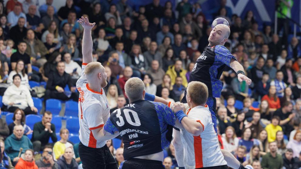 Гандболисты «Виктора» в Ставрополе одолели московских «академиков»