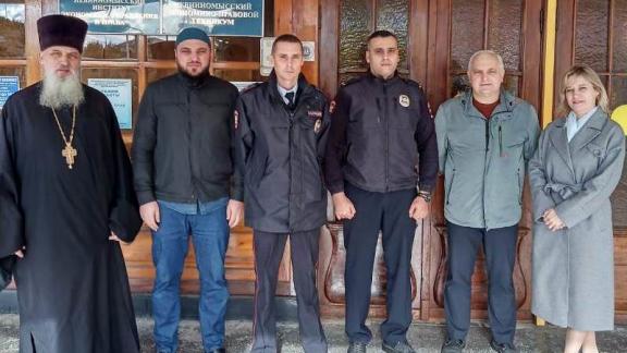 Священнослужитель принял участие в профилактической беседе со студентами Невинномысска