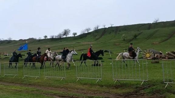 Старт казачьему конному переходу дали в Александровском округе