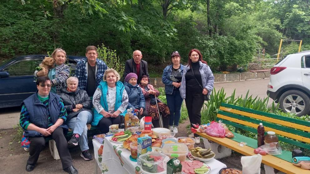 «Единая Россия» Лермонтова устроила праздник для соседей 