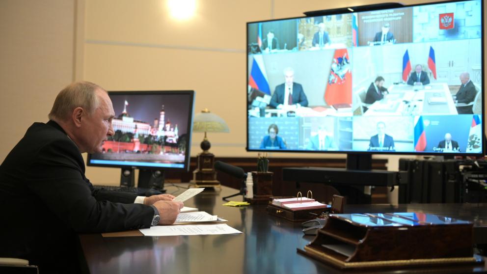 Владимир Путин: Спад в экономике преодолён